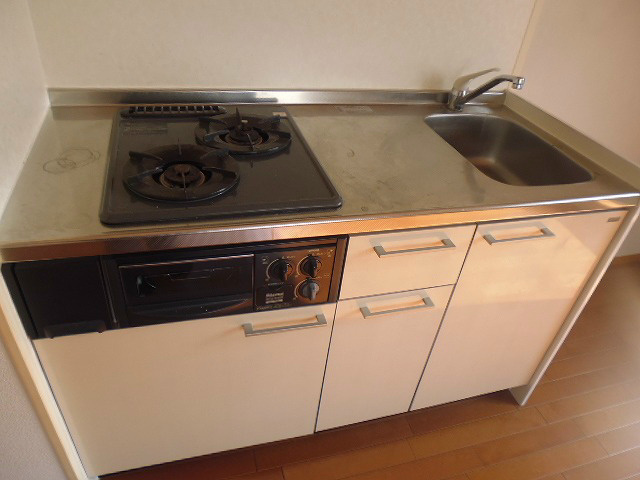 クラージュ夢見ヶ崎 キッチン