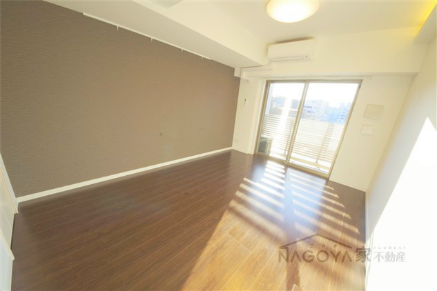 カスタリア新栄Ⅱ リビング