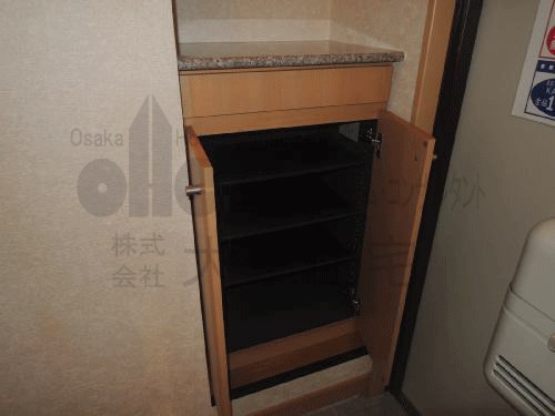 シャルム山本 玄関