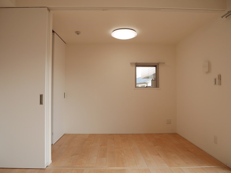 アプリール ベッドルーム