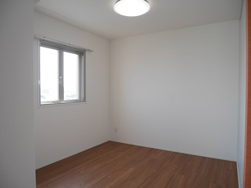 アプリール ベッドルーム