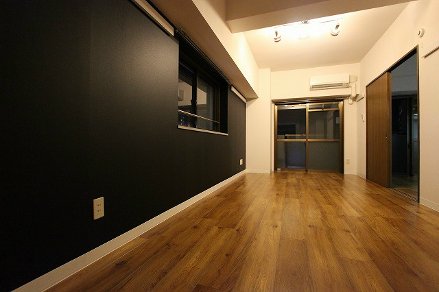 ホリホックイン八幡 リビング