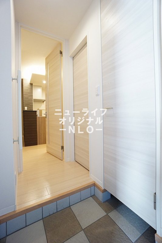 ナルシス 玄関