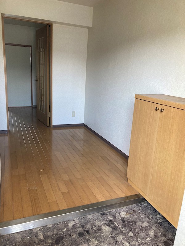 御幸パークマンション 玄関
