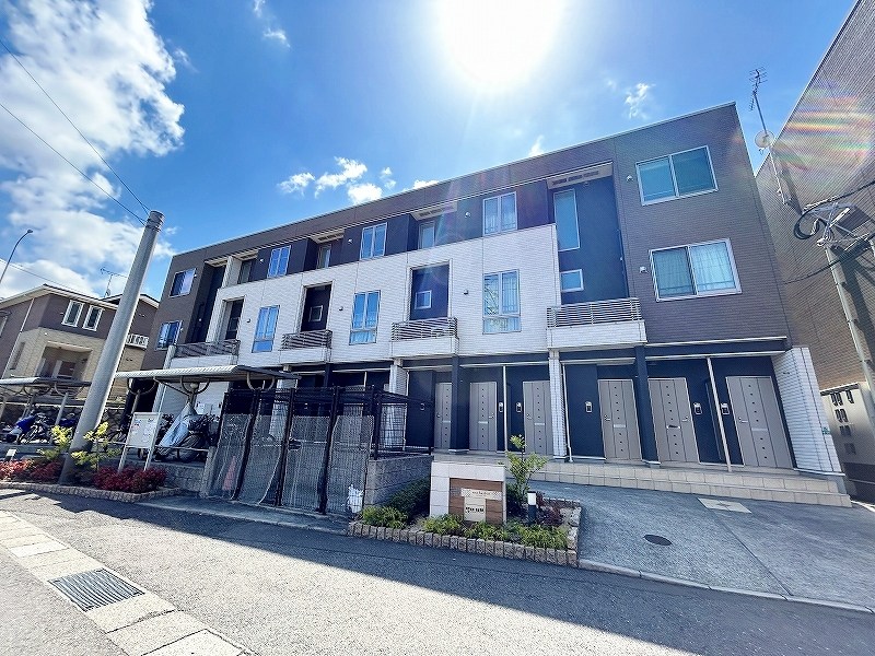 エクスクルーシブⅣ 102号室 外観