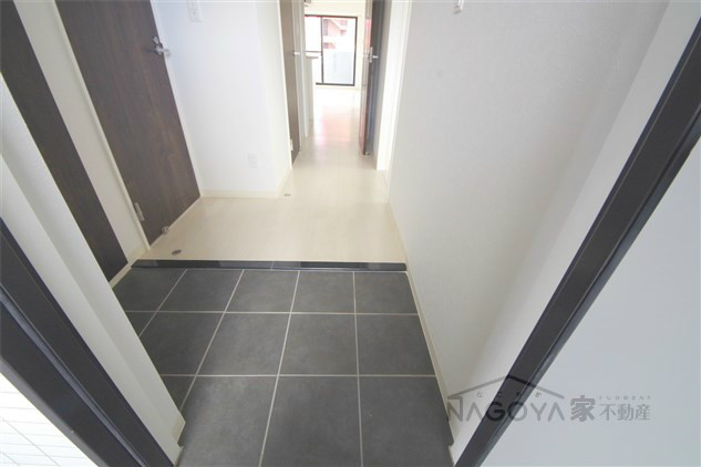 S-FORT鶴舞reale 玄関