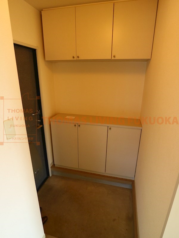 リビエラ遠賀 玄関