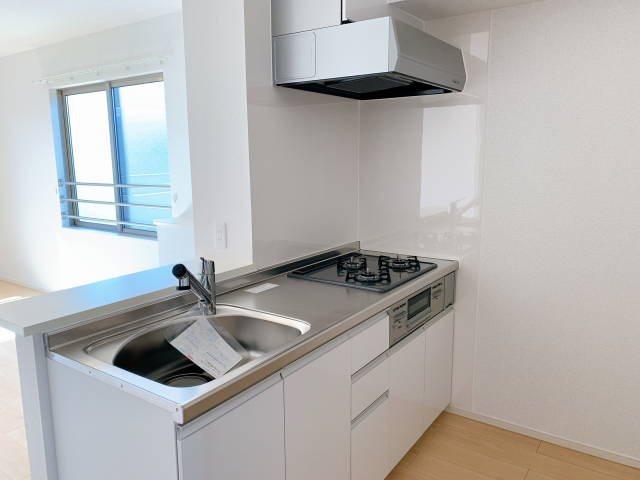ルミエール五日市駅前 キッチン