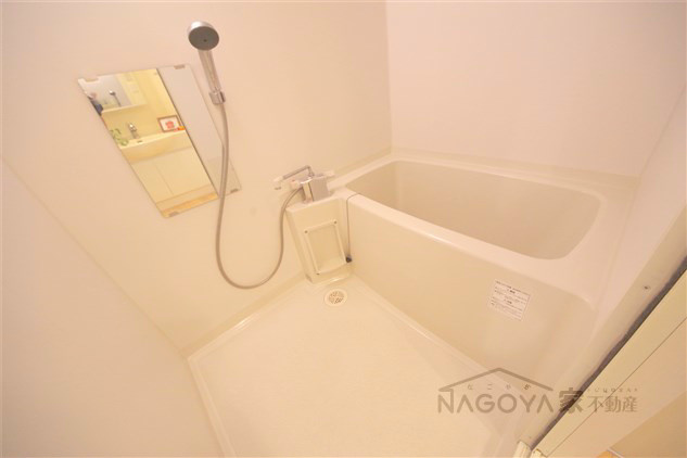クラシタイヤー新栄 風呂画像