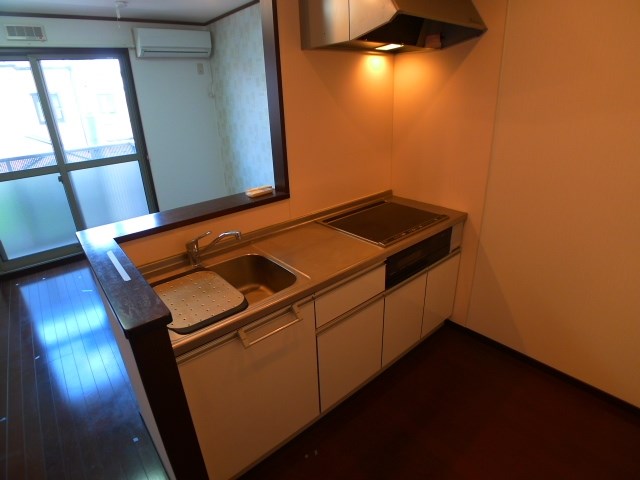 エストレリータ キッチン
