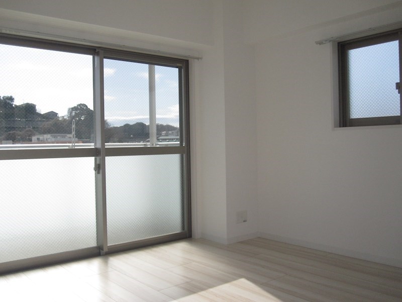 ｳｨｽﾃﾘｱ横浜 リビング