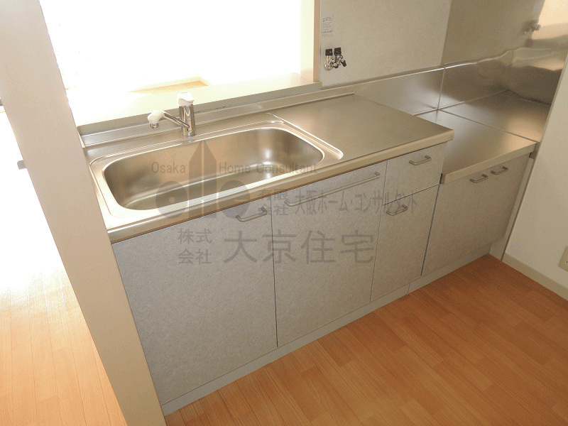 新栄プロパティー恩智Ⅲ　　旧パークハイツたつみ キッチン