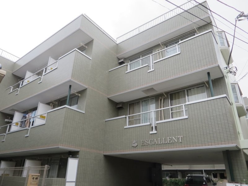 エスカレントⅢ 306号室 外観