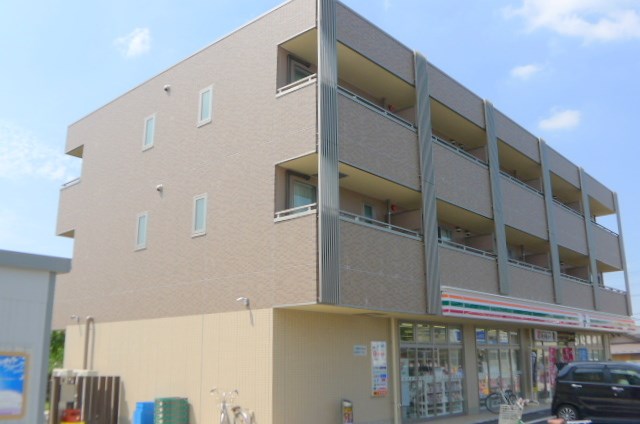 サンクレージュⅡ 305号室 外観