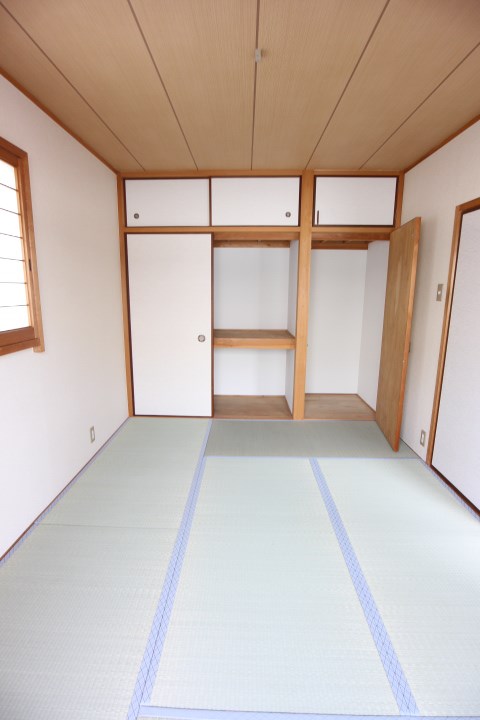 よしかわビル ベッドルーム