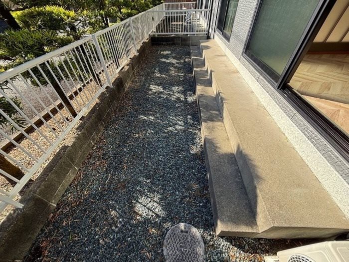 エストハウス　C ベランダ