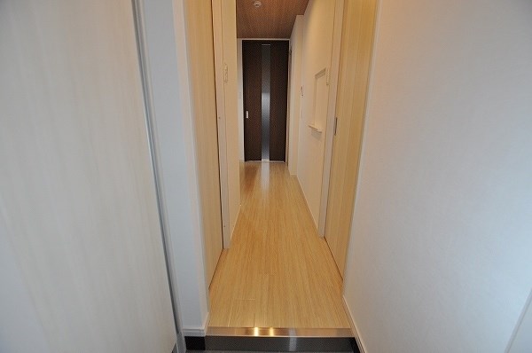 ウイングス重住 玄関