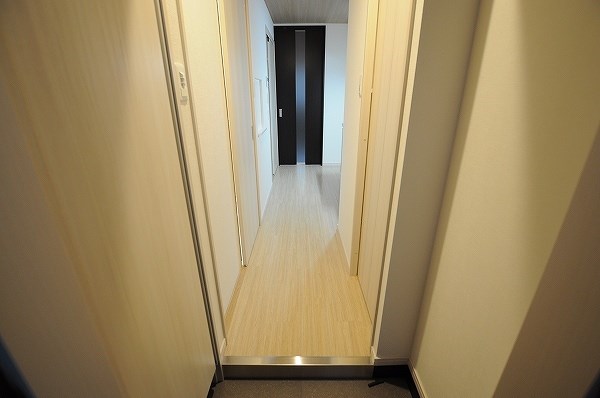 ウイングス重住 玄関