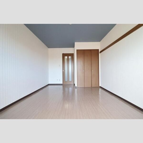 エザンス リビング