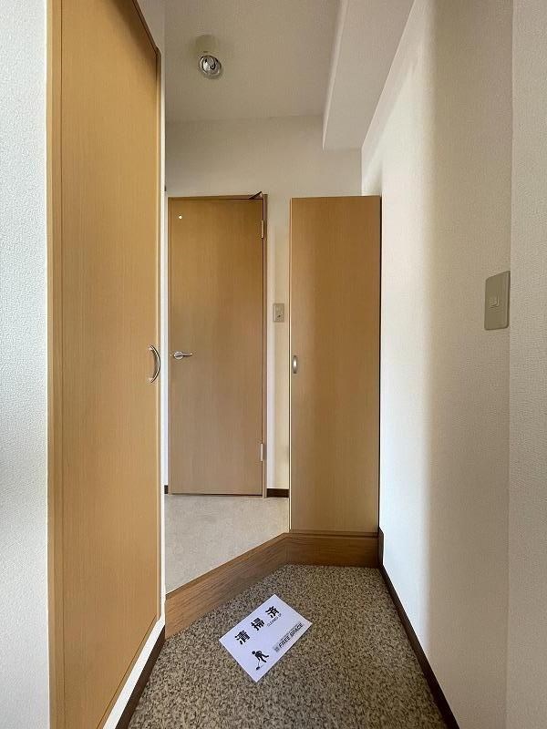 サンライフ鴨江 玄関