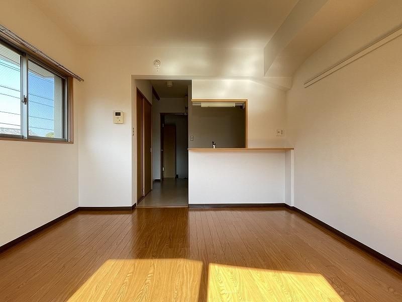 サンライフ鴨江 リビング