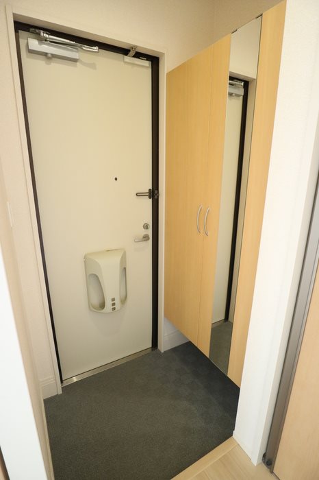 シャトンＡ 玄関