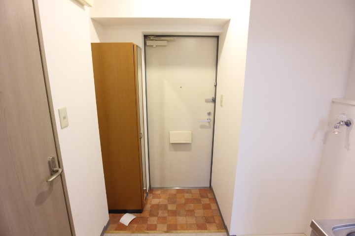 レジデンス妙法寺 玄関