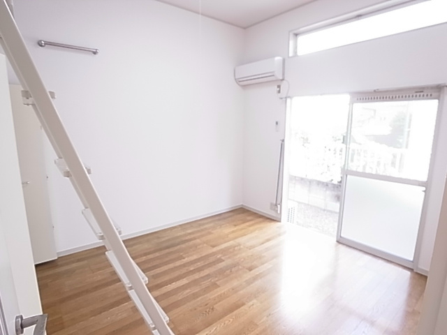 ジュネパレス松戸第５０２ リビング