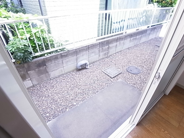 ジュネパレス松戸第５０２ ベランダ