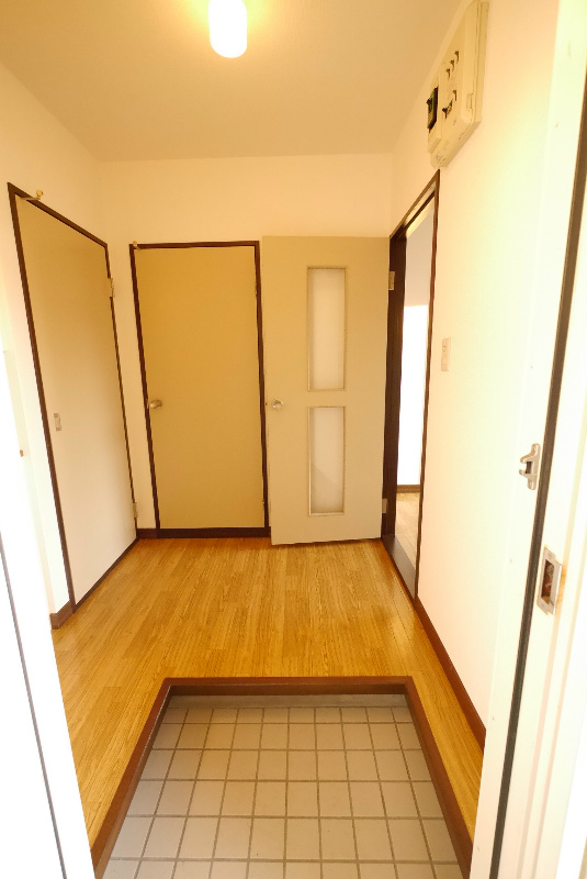 カーサ大みかＡ 玄関