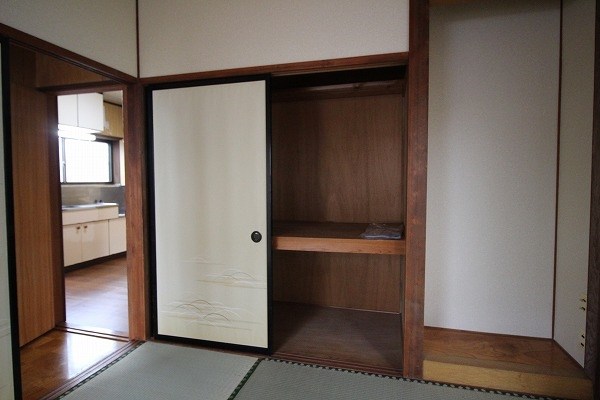 高田倉石様戸建 収納