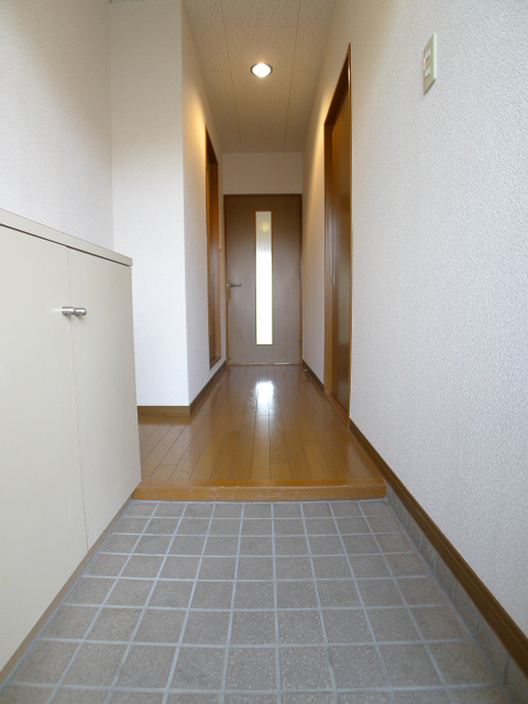 ウイン北町 玄関