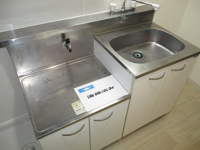 スカイパル鈴金 キッチン