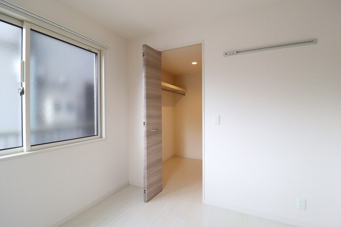 Ａｚａｌｅａ辻前Ｂ その他3