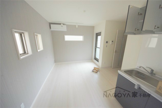 Ｎｅｉｇｅ リビング