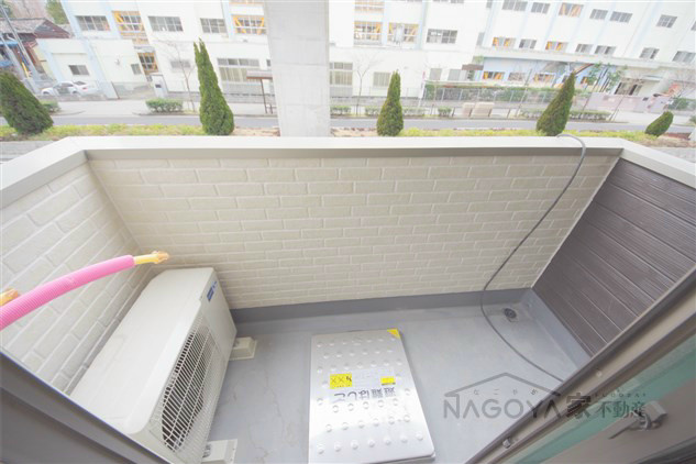 Ｎｅｉｇｅ ベランダ