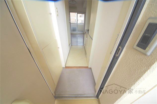 ダイアパレス新出来 玄関