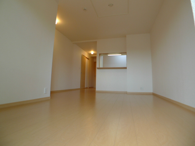 サン・フィオーレ大島Ⅰ リビング