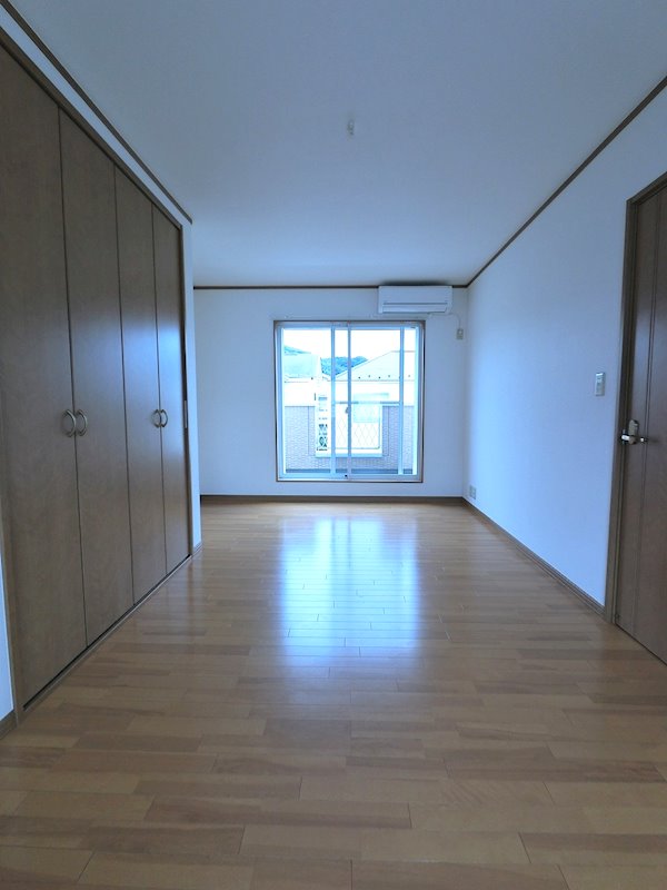 根岸町四丁目戸建 ベッドルーム