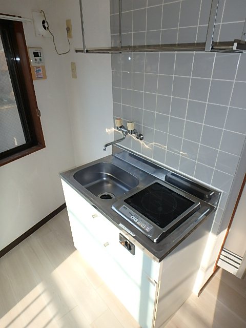 セントラル里見 キッチン