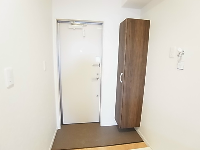 グレース新鎌ヶ谷 玄関