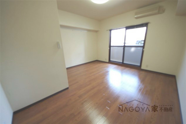 Ｃｏｍｏｄｏ　Ｍｏｔｏｙａｍａ リビング