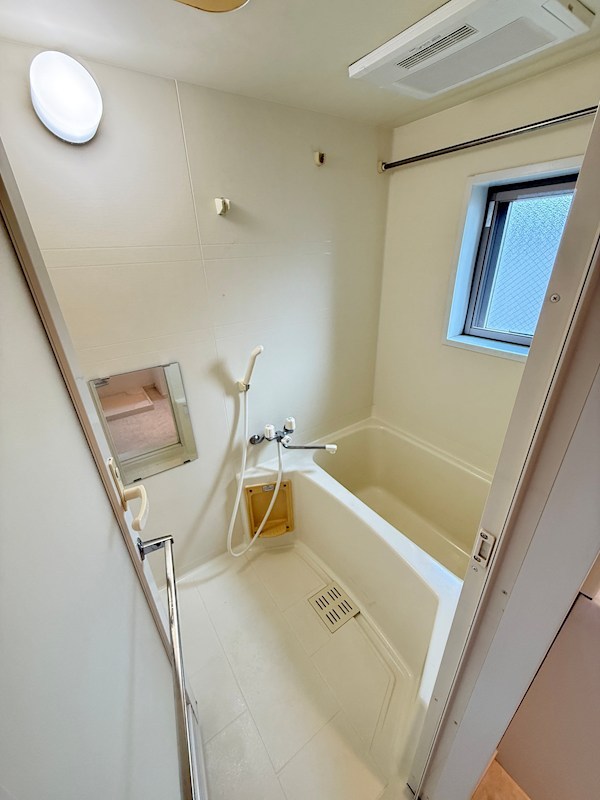 アヴィターレ小山  風呂画像