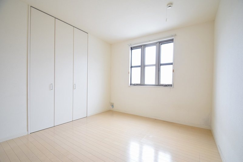 ディアコートヤマテ ベッドルーム