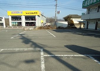 アビタシオン穂高 駐車場