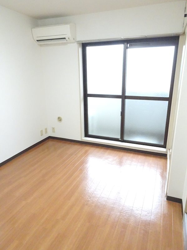 メゾン・ド・マルグリット リビング