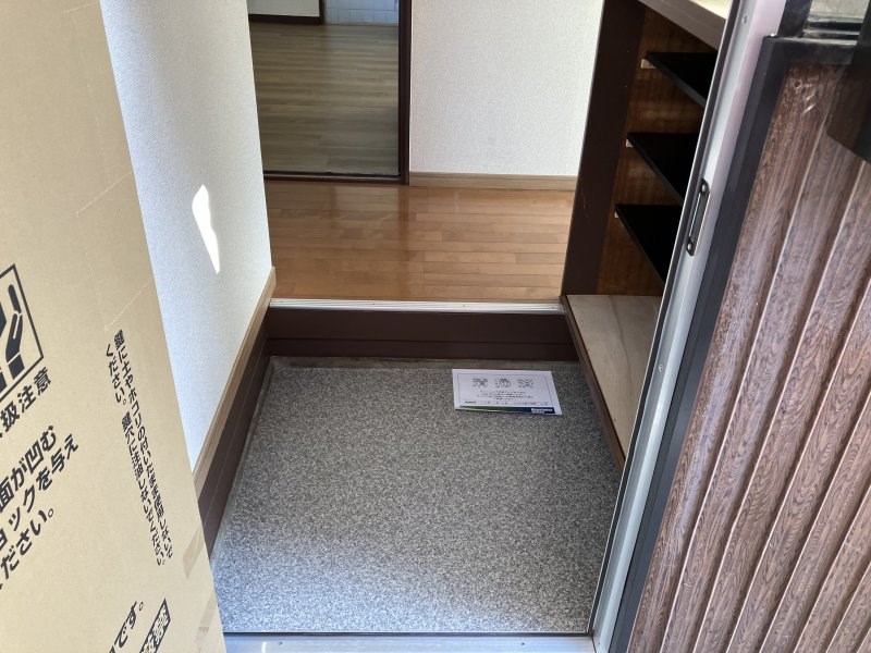 久保井貸家 玄関