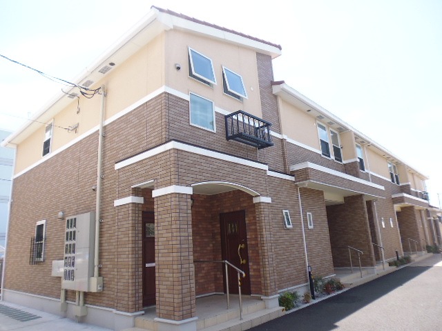 エミネンス川中島 103号室 外観