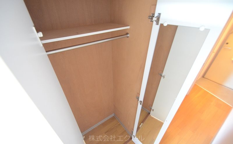 レオパレス慶 収納