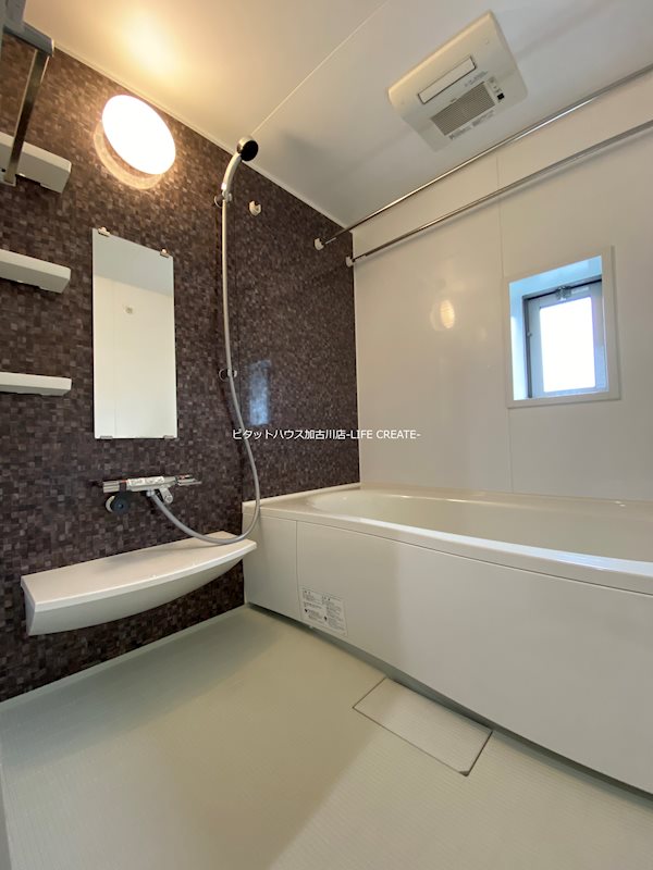 リバーエステート加古川本町 風呂画像